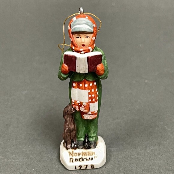 Dave Grossman Norman Rockwell 1978 Christmas Caroler Tree Ornament 3 3/8" - Picture 1 of 6
